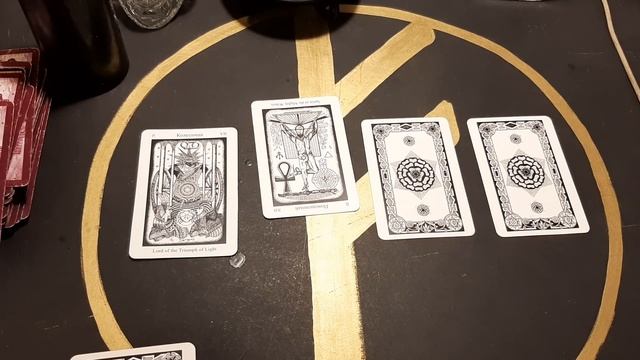 Гадание на Таро. ГАДАЛ ЛИ ОН НА ВАС? смотреть онлайн