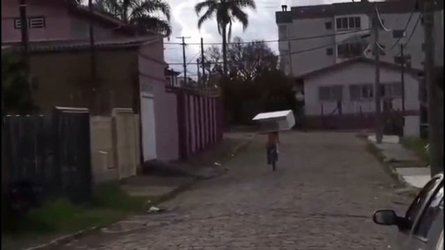 Поющие гитары - Песенка велосипедистов смотреть онлайн