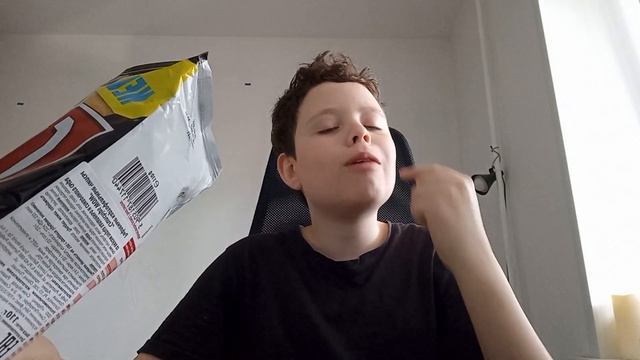 Острые (чипсы и кириешки) ? Пробуем!!! смотреть онлайн