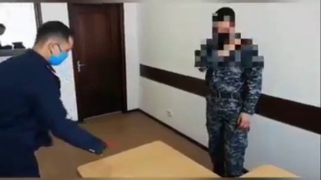 Сотрудник СОБР будет, однозначно, уволен из органов внутренних дел по отрицательным мотивам. смотреть онлайн