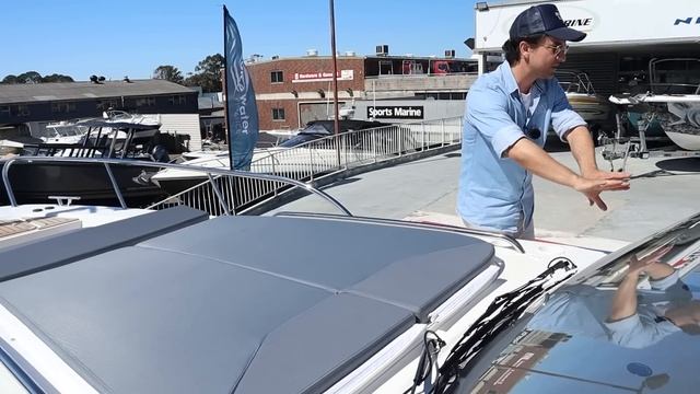 2021 Nimbus T11 WALKTHROUGH with Dan Jones смотреть онлайн