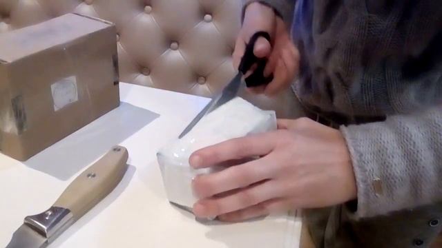 Распаковка посылки с укрпочты с послеоплатой (наложенный платеж), янтарные бусы за 1100 грн смотреть онлайн