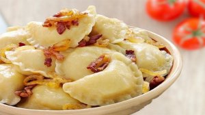 Вареники с картошкой грибами и луком