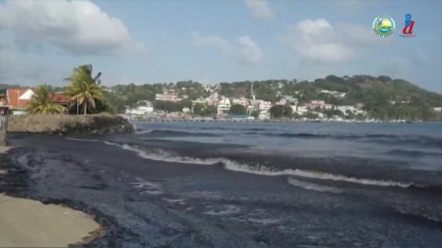 Trinidad e Tobago em emergência por vazamento de petróleo de navio | AFP смотреть онлайн