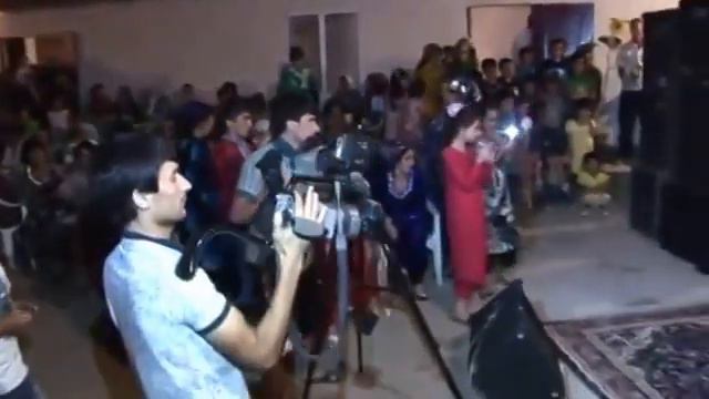 Советую всем послушать как поёт мальчик. смотреть онлайн