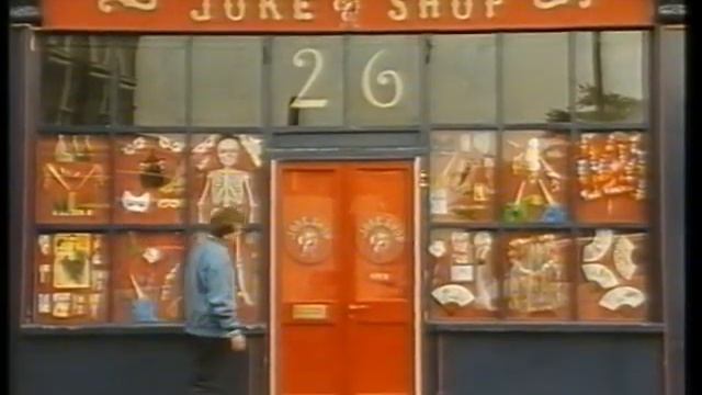 Hale and Pace - Joke Shop quickie смотреть онлайн