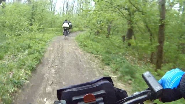 На велосипеде по лесам и полям))) //// cycling through forests and fields))) смотреть онлайн