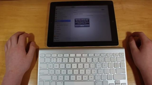 How to Connect Pair a Bluetooth Wireless Keyboard to your iPad смотреть онлайн