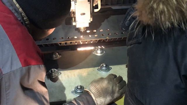 Лазерная резка металла смотреть онлайн