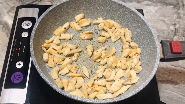 ОЧЕНЬ ВКУСНЫЙ ЗИМНИЙ САЛАТ. Бюджетный рецепт. смотреть онлайн