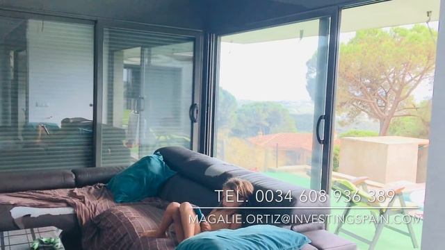 grande villa moderne 400 m vue mer et piscine entre st Feliu de Guixols et Platja D'Aro смотреть онлайн