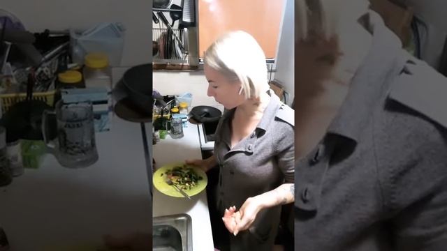 Утро с Зоей Б кето-завтрак и тема: расстройства пищевого поведения, делаем тест смотреть онлайн