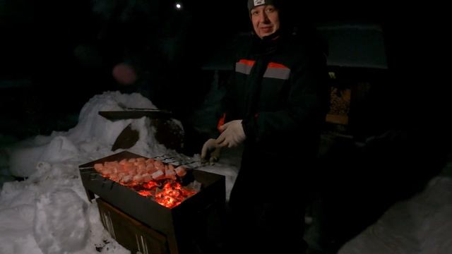 БАНЯ и ШАШЛЫЧОК# ПАРЮСЬ в БАНЬКЕ # ДЕРЕВЕНСКИЕ БУДНИ 73#деревня # МОРОЗ -30 а в бане +82 смотреть онлайн