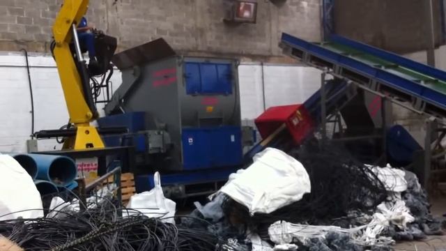 Шредер для полимерных отходов ZERMA ZXS1500 смотреть онлайн