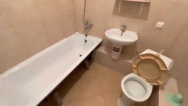 Подсолнухи! Единый двор, надежная охрана, красивые площадки, все это в обзоре от Евгения Шевелева. смотреть онлайн