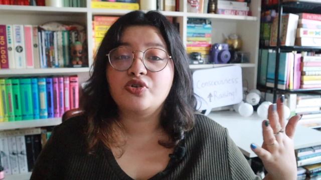 so I started a book club...and here are the first 3 books! смотреть онлайн