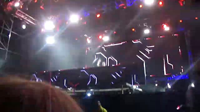 Hardwell @ ULTRA CHILE 2013 Part.4 (720 HD) смотреть онлайн