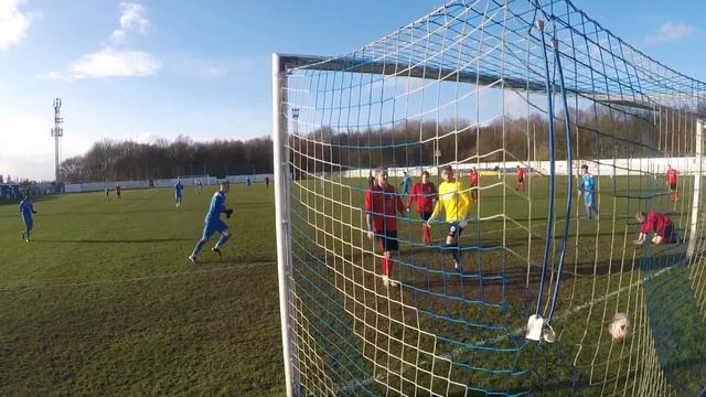 Own goal to give Main the lead 1-0 смотреть онлайн