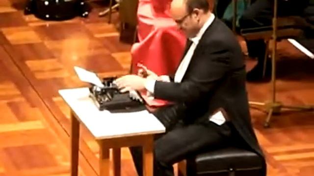 Концерт для печатной машинки с оркестром