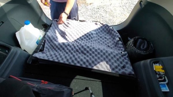 Шумоизоляция дверей Mitsubishi Outlander 3