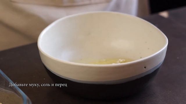 Запеченное куриное филе с сочной начинкой и сливочным соусом // Кармашки из куриного филе смотреть онлайн