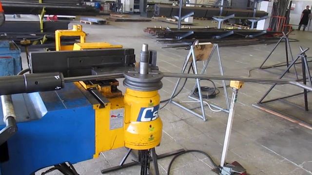 Гибка трубы подножки SF150L смотреть онлайн