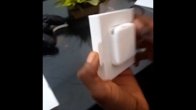 Unboxing IPhone 14 pro max 1Tb Gold + accessories- 30W Apple C Adapter + Otter Symmetry with Magsaf смотреть онлайн
