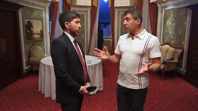 Интервью с Владимиром Мигулиным. Кто это? смотреть онлайн
