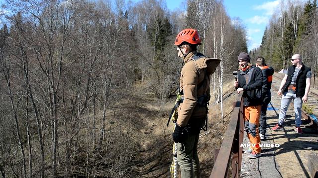 Прыжки с моста с верёвкой ~ роупджампинг смотреть онлайн