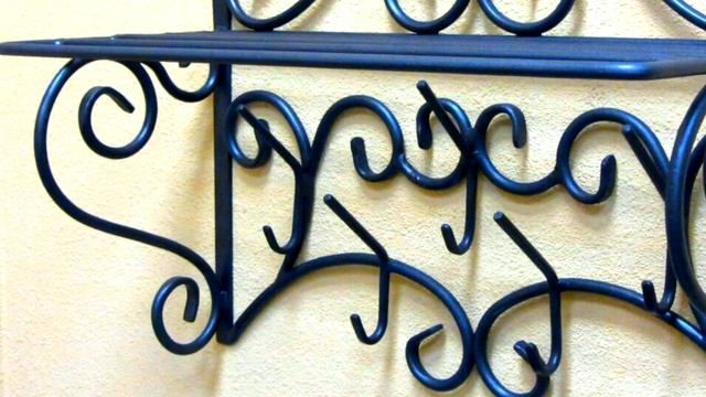 Металлическая настенная вешалка для одежды в прихожую купить недорого в Днепропетровске смотреть онлайн