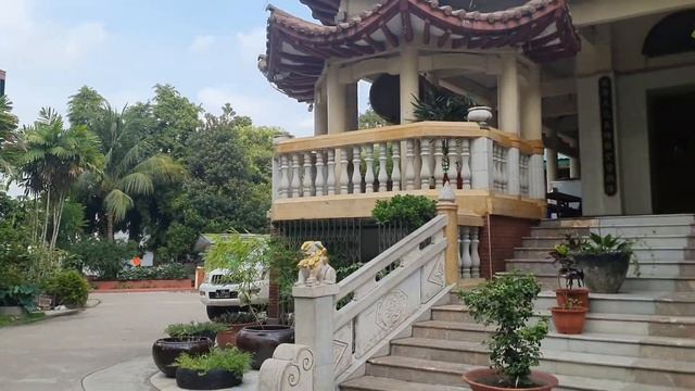 Мьянма. Янгон. Китайский монастырь. смотреть онлайн