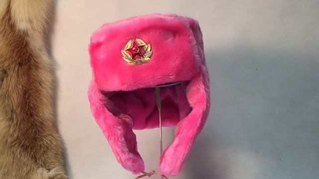 ШАПКА-УШАНКА СО ЗВЕЗДОЙ смотреть онлайн