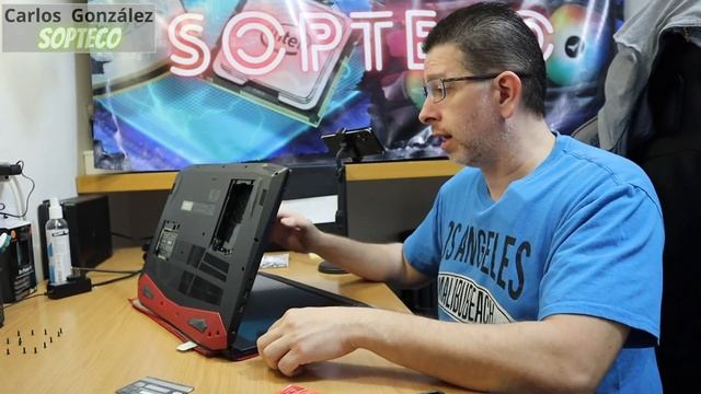 Como abrir Acer Predator Helios 300 para instalar RAM, HDD, SDD, Paso a Paso | SOPTECO смотреть онлайн