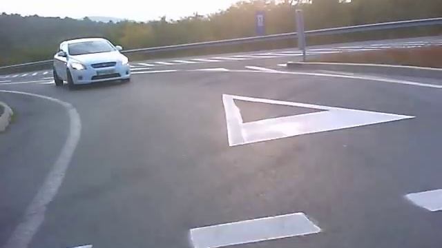 Kia Pro Ceed 2.0 crdi смотреть онлайн