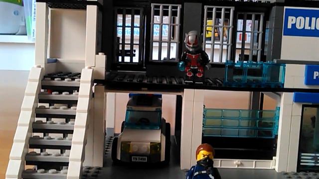 4e épisode Ant-Man vs Francis смотреть онлайн