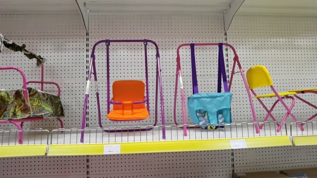 Выбор колясок и кроваток для кукол// игрушки// Rich Family смотреть онлайн