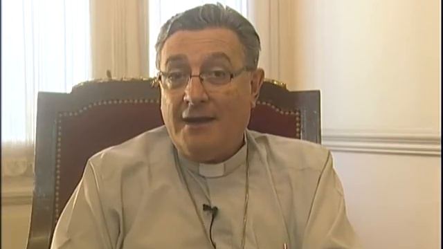 Jesús Entra Como Rey Montado En Un Burrito / Mons. Eduardo Martin Arzobispo De Rosario