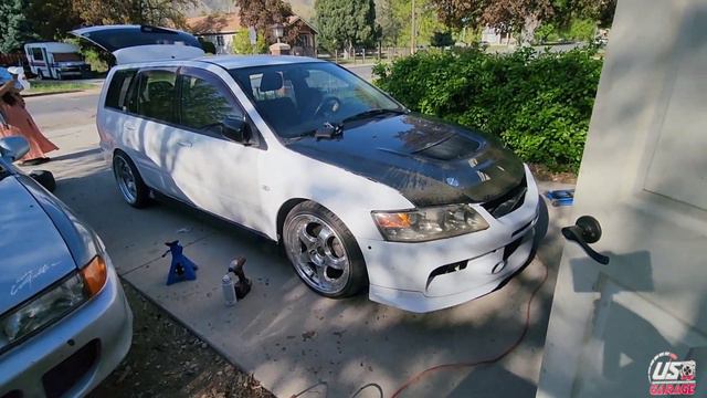 building a fake Mitsubishi Evo 9 wagon for my wife ???? (samoan racecar vlog) смотреть онлайн