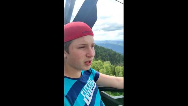 Интервью c Мишей. Сдал ОГЭ, получил аттестат, 8 лет учится на семейном образовании. смотреть онлайн
