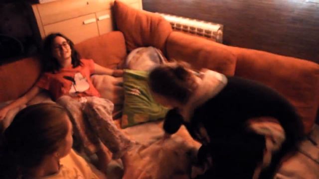 ПИЖАМНАЯ ВЕЧЕРИНКА//GIRLS' SLEEPOVER смотреть онлайн