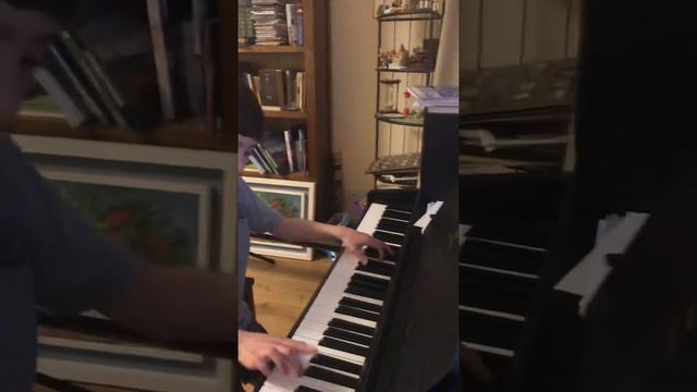 AmOnGus drip meme on piano remix 🤣 смотреть онлайн