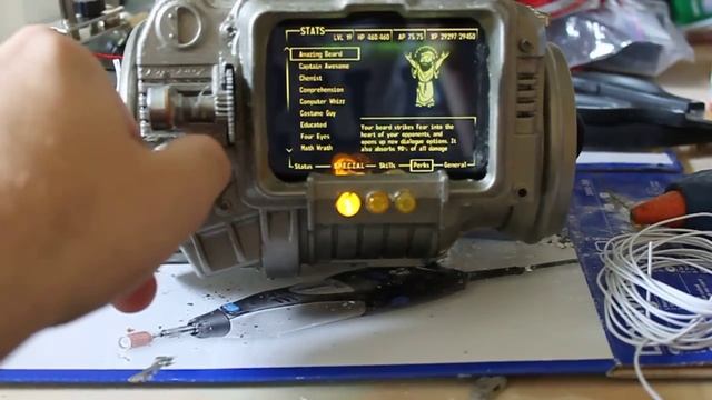 Working pipboy 3000 смотреть онлайн