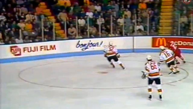 Рандеву-87. (HD) НХЛ - СССР (2 игра) комм.Е.Майоров | Rendezvous-87. NHL - USSR (Game 2). 02/11/198 смотреть онлайн