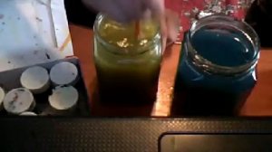 опыт с водой и гуашью