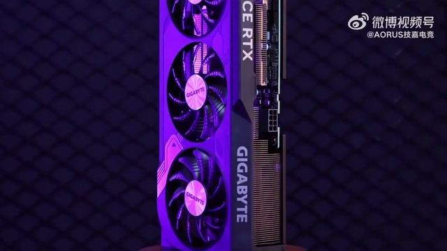 GIGABYTE RTX 4070 Unboxing смотреть онлайн