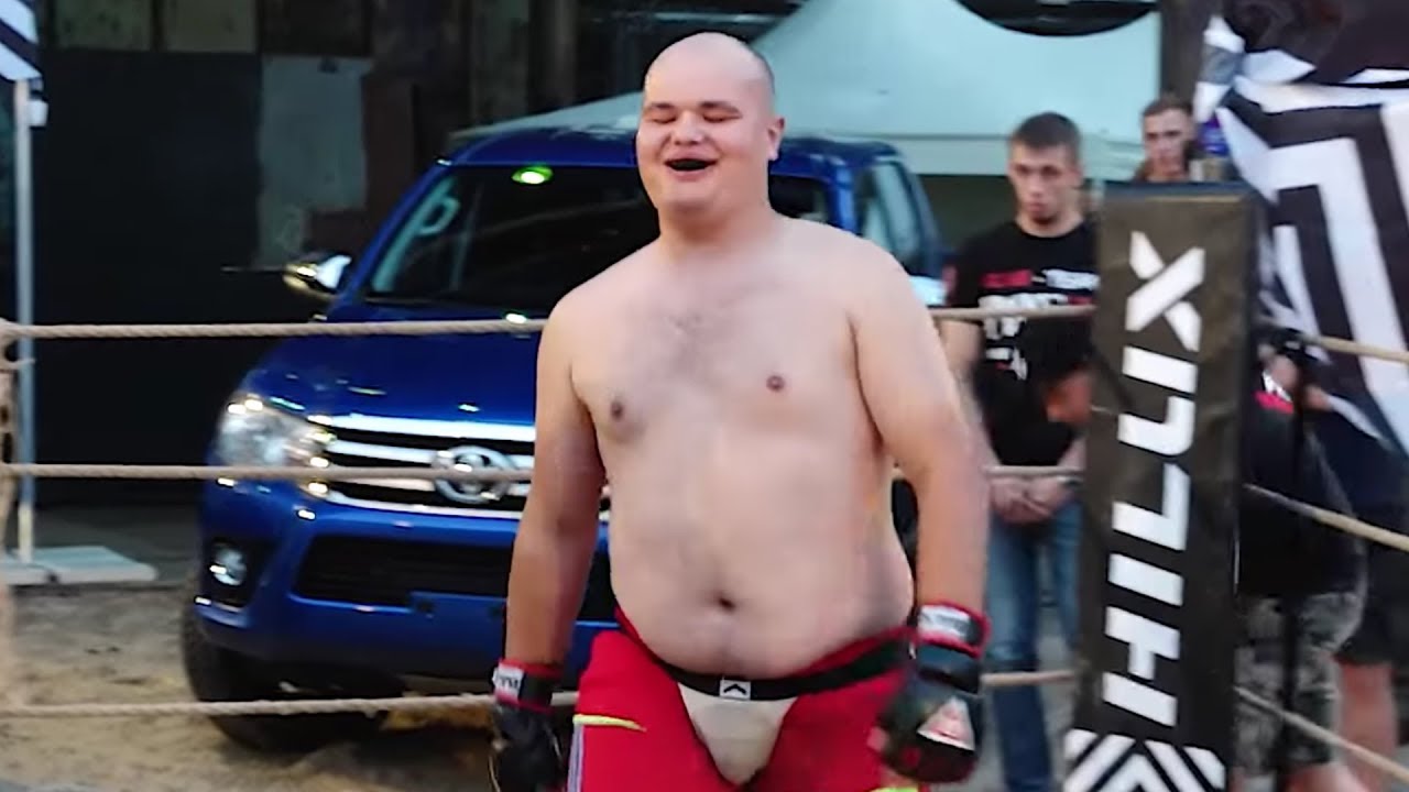 СМЕШНОЙ ТОЛСТЯК в Боях Без Правил !!! смотреть онлайн