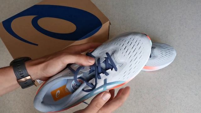 Обзор Asics Novablast 2. Субъективный взгляд на обновление прошлогоднего бестселлера.