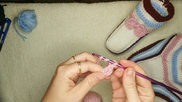 #ПинеткиСпицами #ПинеткиСпицамиБезШваПоПодошве #ПинеткиНаДвухСпицах смотреть онлайн