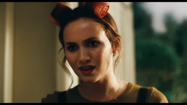 Cassie arguing with her mom scenes смотреть онлайн