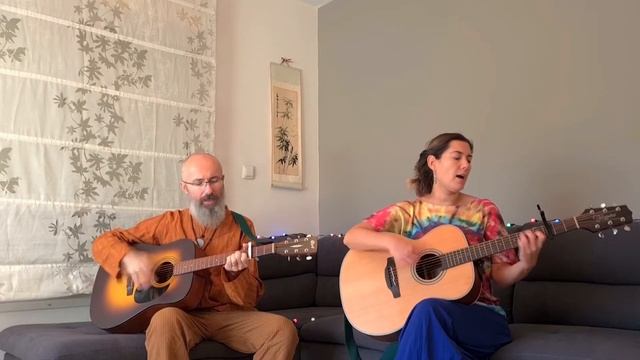 Авторский киртан Махавани из команды Уроков Медитации Израиль смотреть онлайн